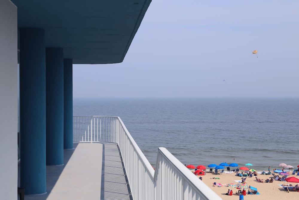 Doubletree By Hilton Ocean City Oceanfront Exterior foto
